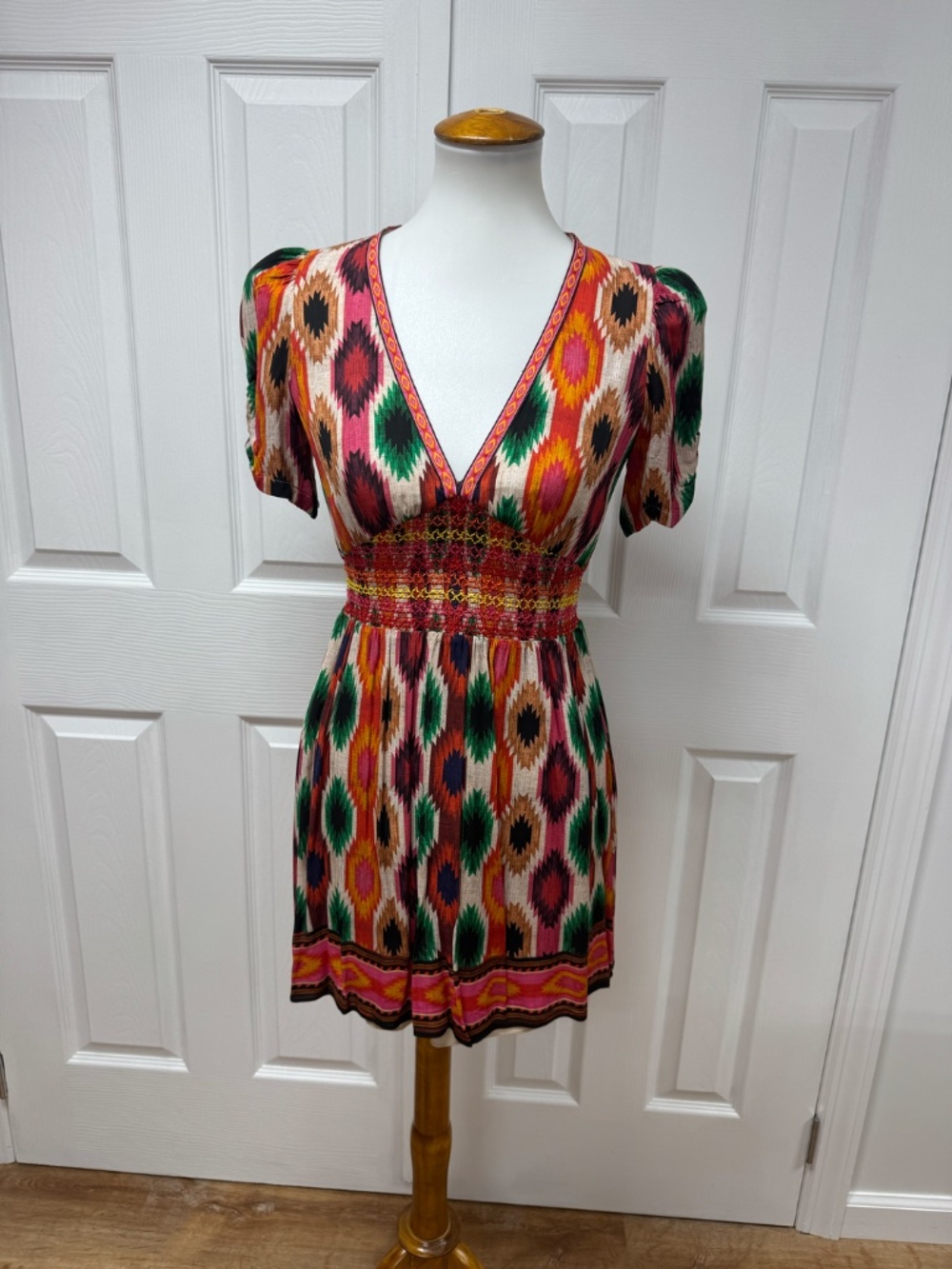 Alice & Olivia Tatiana Printed Multicolor Mini Dress - Size 4.